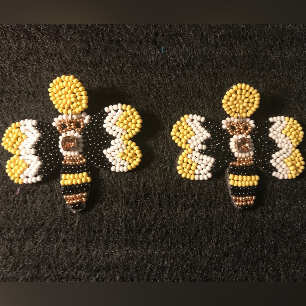 Bumble Bee Seed Bead Jewelry rhinestone Stud Dangle Earring black Yellow Stripe